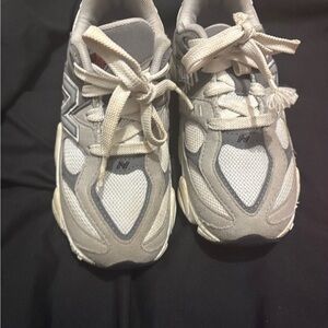 New Balance Kids Cream and Gray Sneakers